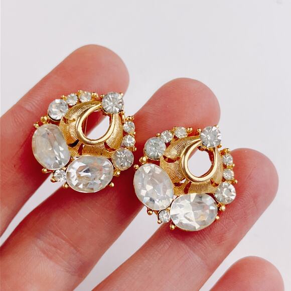 VTG Mid Century Clip On Earrings Gold Tone Rhinestone 1950s Cocktail Jewelry - Picture 4 of 11